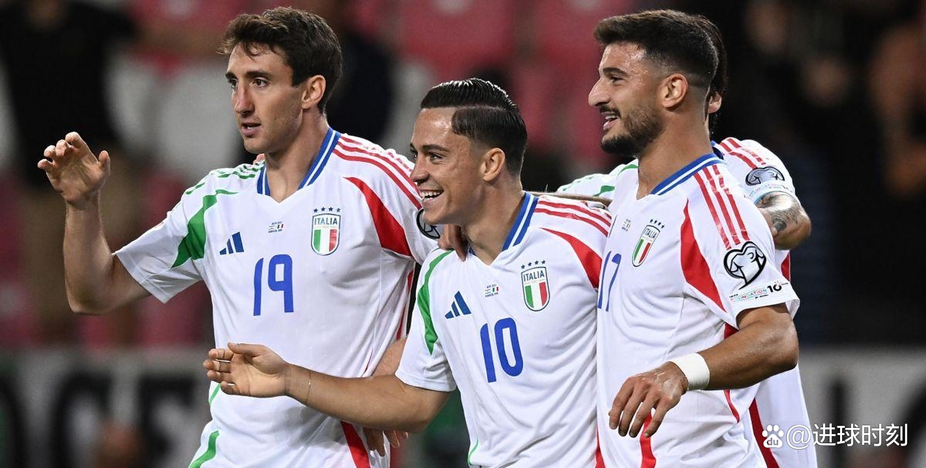 AYX体育赛事-意大利队在预选赛中赢得关键胜利，晋级