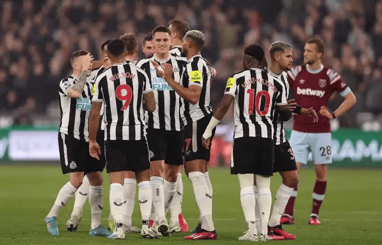 关于阿斯顿维拉主场击败纽卡斯尔，保持不败纪录的信息