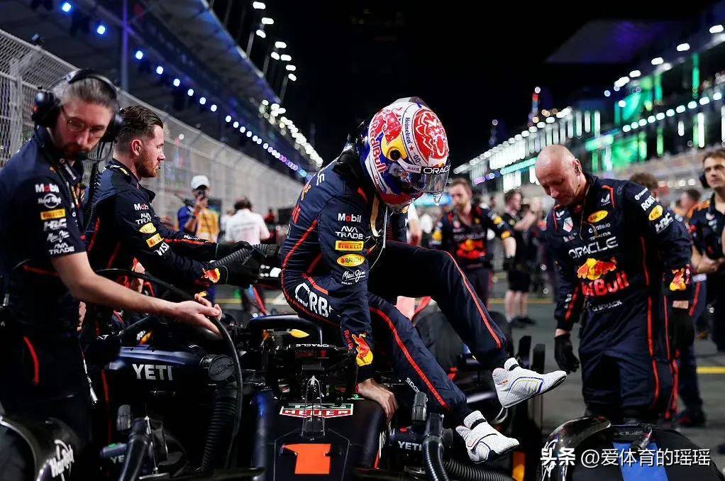 AYXapp下载-红牛车队力克梅赛德斯,勒克莱尔带队取胜的简单介绍