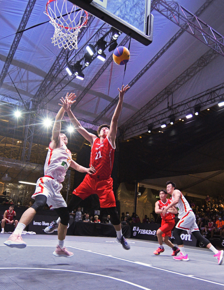 关于东南亚篮球赛事精彩纷呈，球员技艺风采吸引眼球的信息