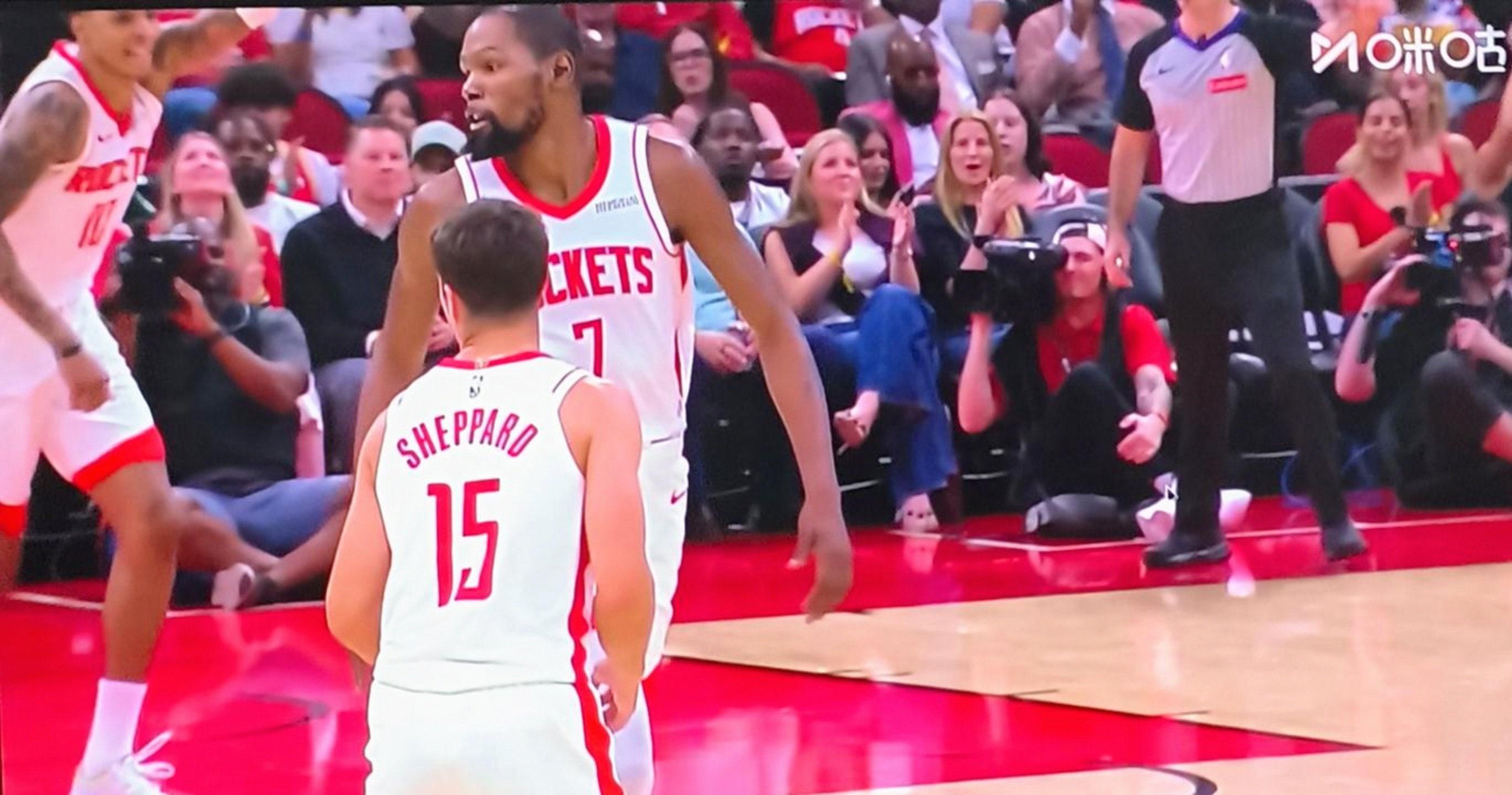 火箭鏖战四川队，杜兰特关键制胜