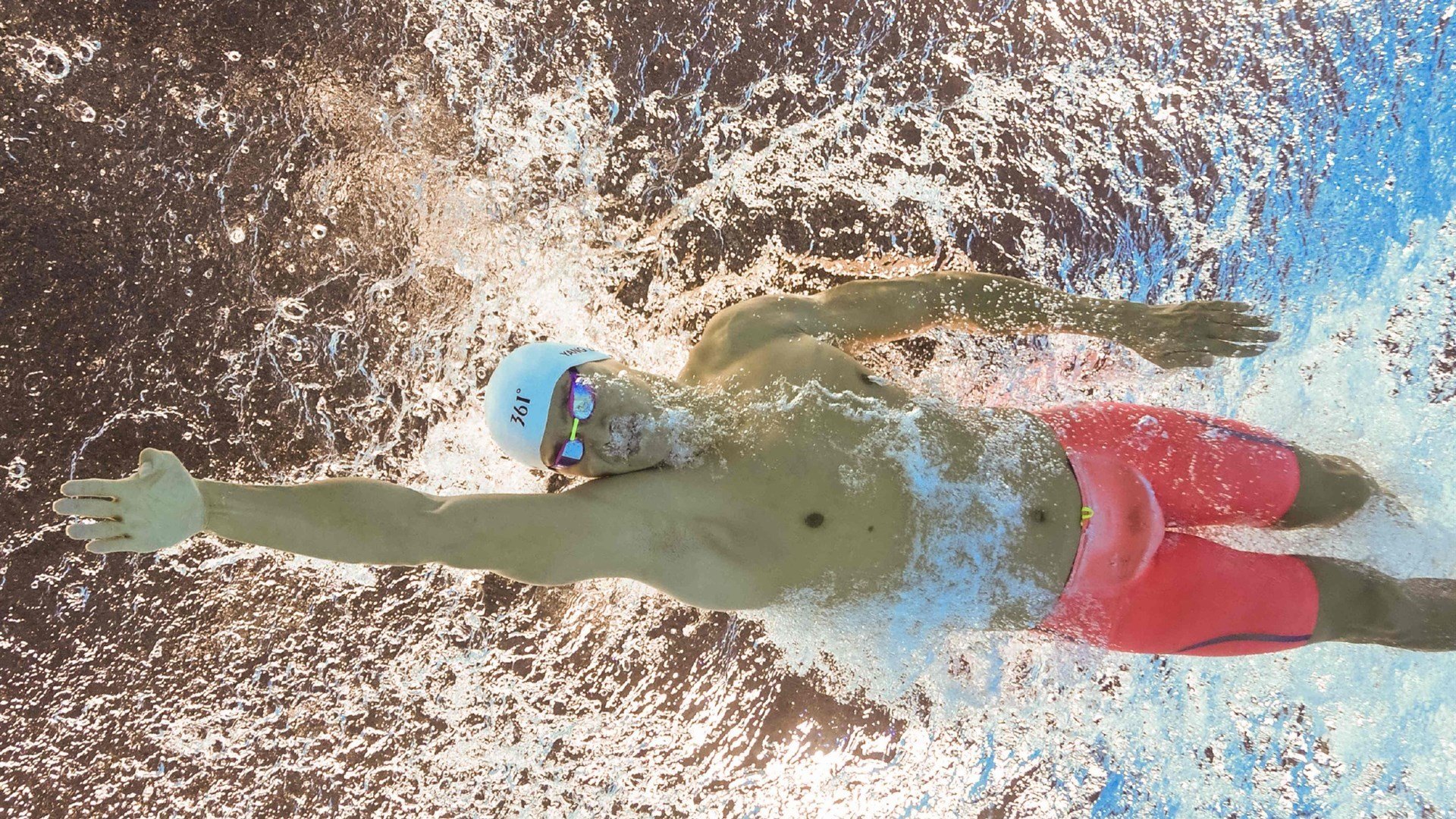 米切尔绝境封神！上海队险胜勇士，改写历史之夜